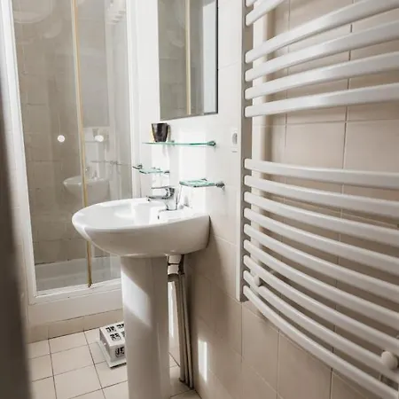 Appartamento Bright Apt Near The Moulin Rouge Parigi